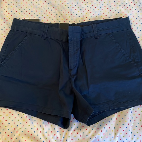 Calvin Klein shorts NWT - Picture 4 of 8
